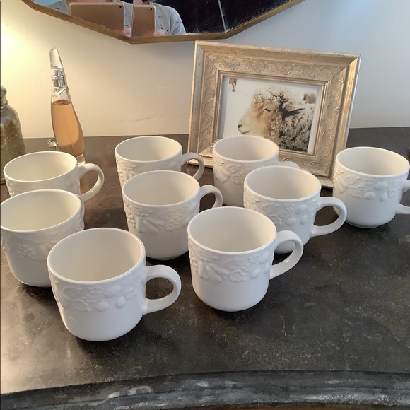 Vintage Gibson embossed fruit coffee mugs
Set of 2 - Picture 3 of 6